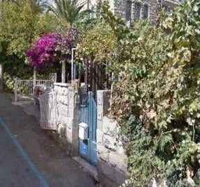 בקטמון הישנה דירת גן ייחודית